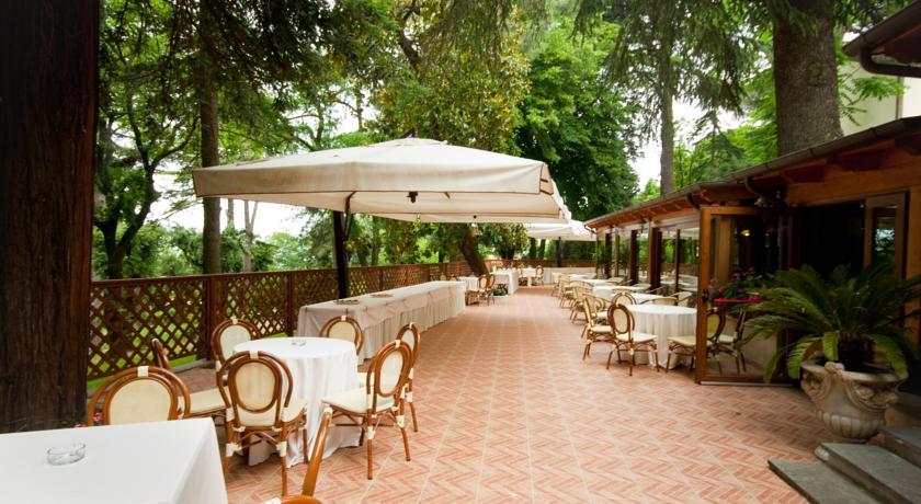 Hotel Villa Aricia Ariccia Exterior photo