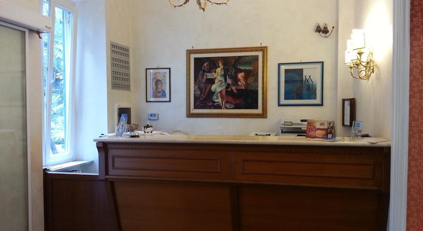 Hotel Villa Aricia Ariccia Exterior photo